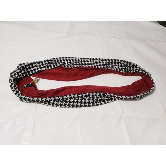 justin&taylor Infinity Scarf Houndstooth Black & White Burgandy Justin & Taylor - Picture 12 of 16